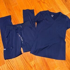 Med Couture Touch Scrubs